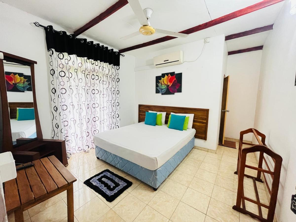 Tishan Holiday Resort 폴로나루와 외부 사진